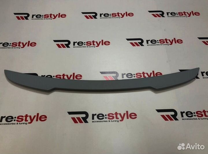 Спойлер на крышку багажника Lexus IS250 с 13г