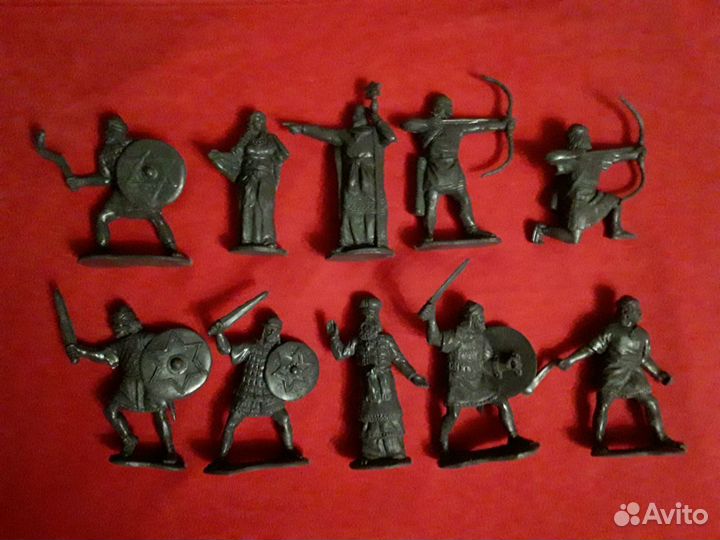 Солдатики Инженера Басевича и Публия