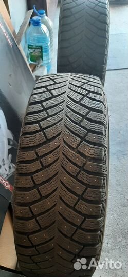 Michelin X-Ice North 4 195/65 R15