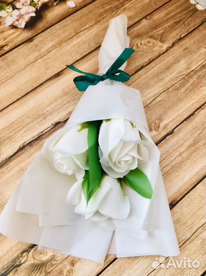 Мини букет из мыльных роз