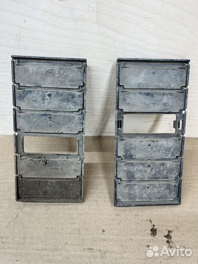 Вентиляционная решетка Peugeot 407 2004 1.8