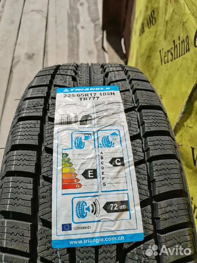 Triangle TR777 225/65 R17 102H