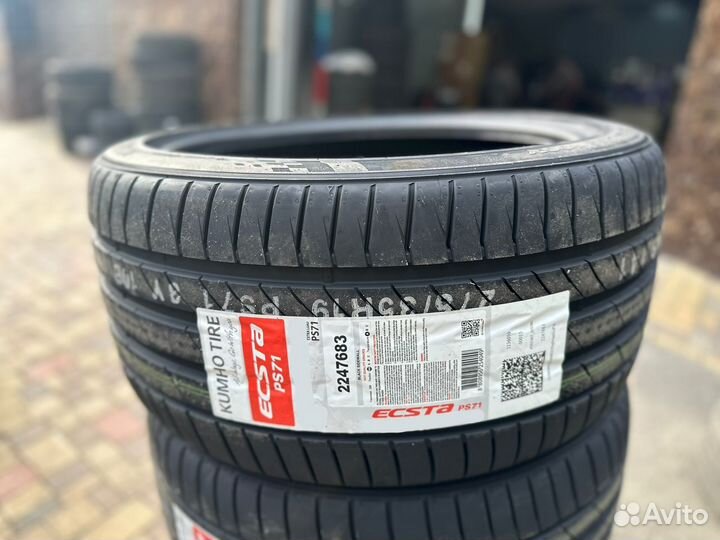 Kumho Ecsta PS71 245/40 R19 98Y