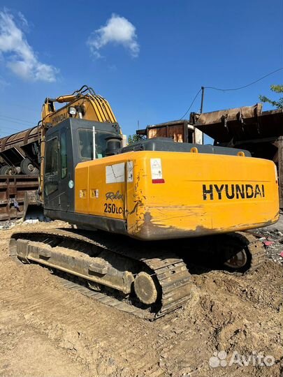 Гусеничный экскаватор Hyundai R 250LC-7, 2011