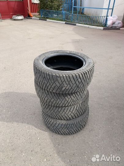 Goodyear Ultragrip Ice Arctic 215/55 R16 97T