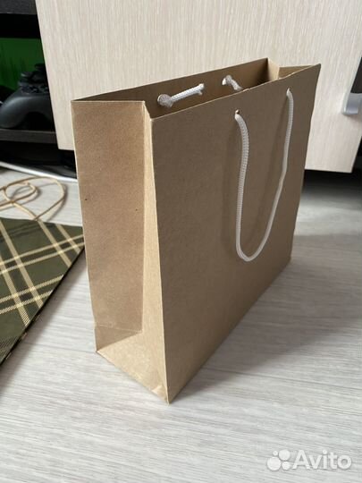 Подарочные пакеты, открытки, упаковка