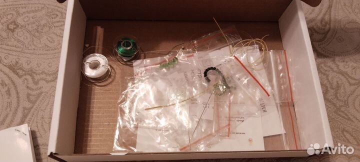 Остатки от набора для вышивания броши