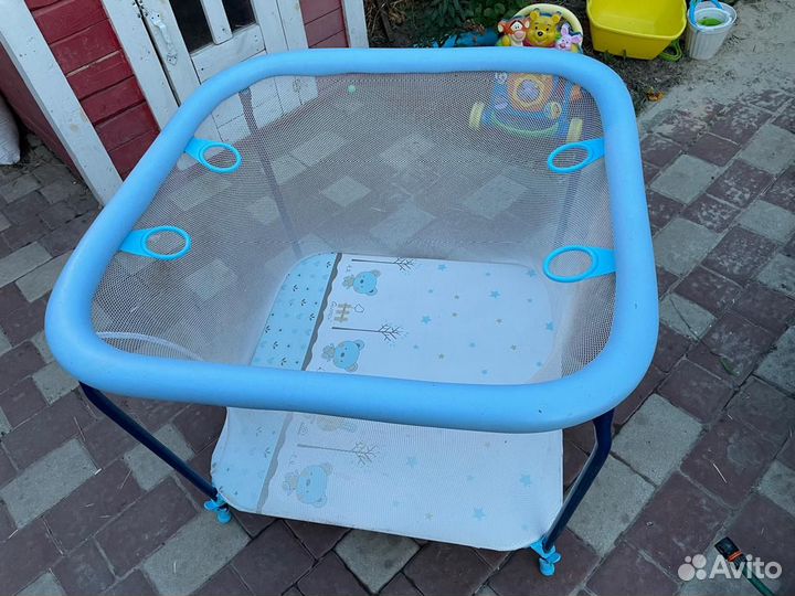 Манеж детский складной