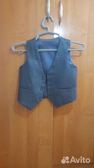 Пиджак с жилеткой для мальчика 1 класс