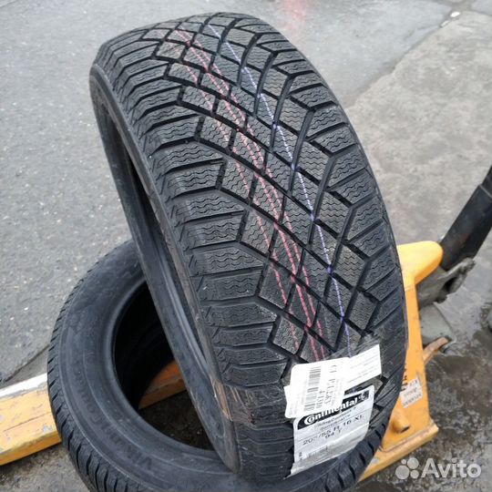 Continental ContiVikingContact 7 205/55 R17 117