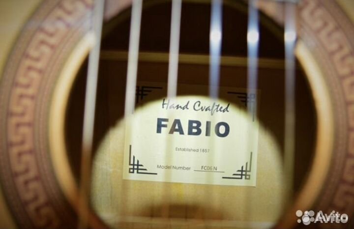 Классическая гитара Фабио