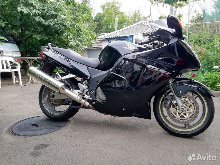 Honda CBR 1100XX 2001г