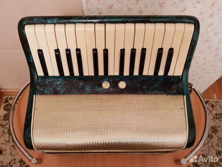 Аккордеон Новосибирск. Размер 1/2. Видео