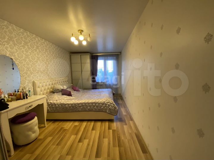 3-к. квартира, 81,7 м², 5/10 эт.