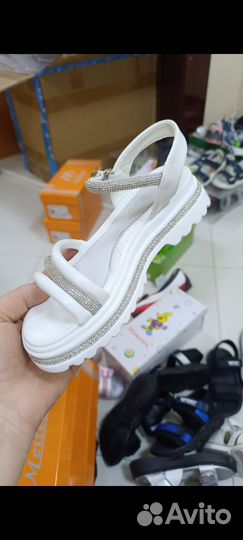 Сандали для девочки