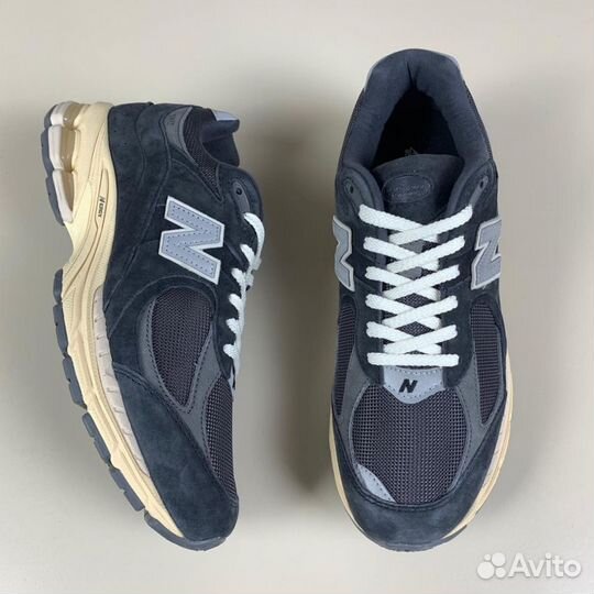 Кроссовки New Balance 2002R