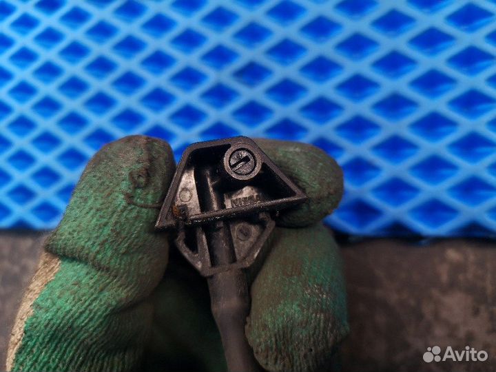 Форсунка омывателя Qasjqai J11, J10, +2