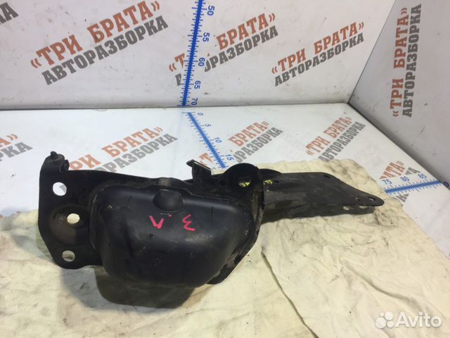 Фольксваген Пассат Рычаг задний левый