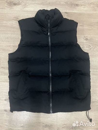 Жилет Zara