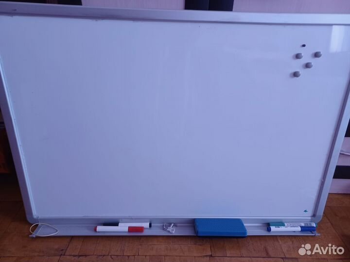 Магнитно маркерная доска