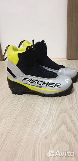Лыжные ботинки Fischer 30р