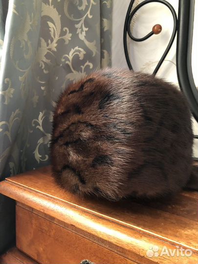 Норковая шапка