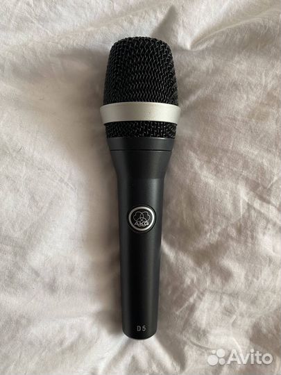 Вокальный микрофон AKG D5