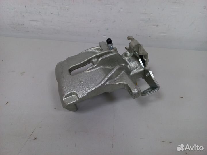 Суппорт тормозной Renault Trafic II и Opel Vivaro