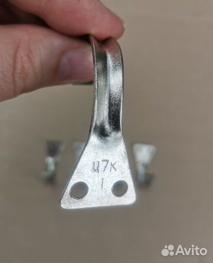 Крючки 6шт. Ручки 2шт. Вешалки