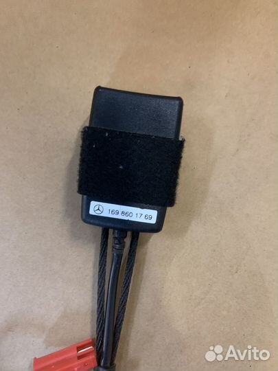 Защелка ремня мерседес w245