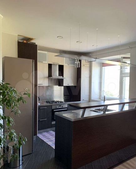 3-к. квартира, 64 м², 9/9 эт.