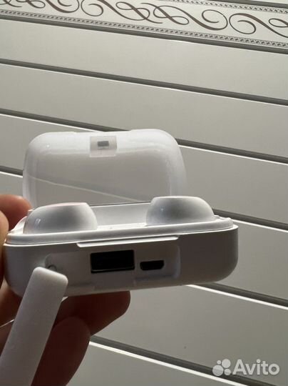 Беспроводные наушники