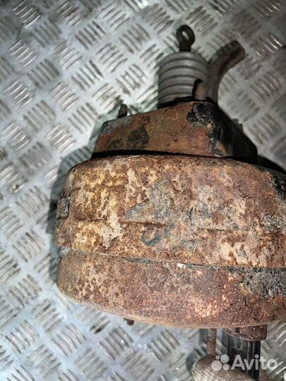 Вакуумный усилитель тормозов Jeep Grand Cherokee