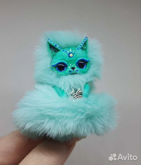 Миниатюрный мятный кот