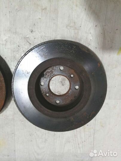 Диск тормозной передний Nissan Primera P11