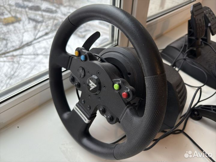 Руль thrustmaster tmx с подставкой под педали