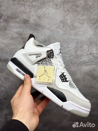 Кроссовки Nike AirJordan 4 с мехом