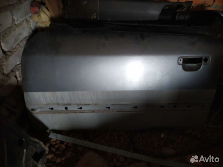 Дверь на audi 100 с4