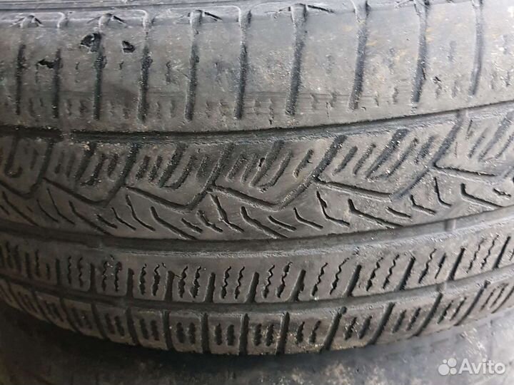 Nitto Therma Spike 235/60 R18