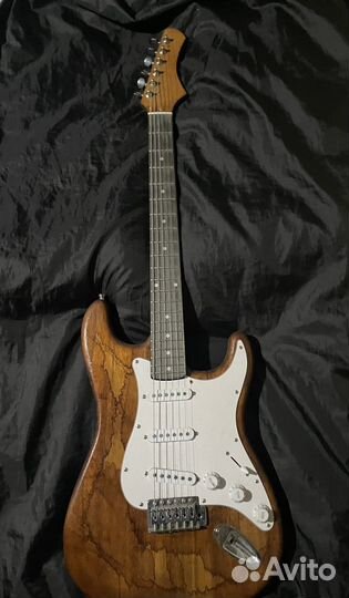 Электро гитара