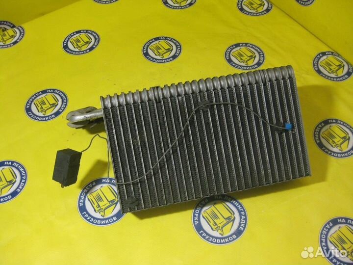 Испаритель кондиционера 5001833351 renault trucks