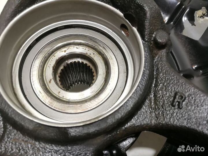 Ступица передняя Toyota Camry V40 2.4L