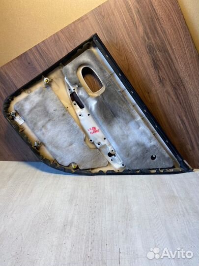 Обшивка двери задняя левая Hyundai Sonata EF G4JP