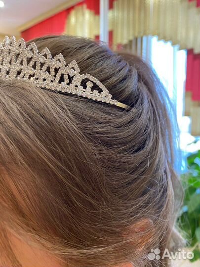 Свадебная диадема