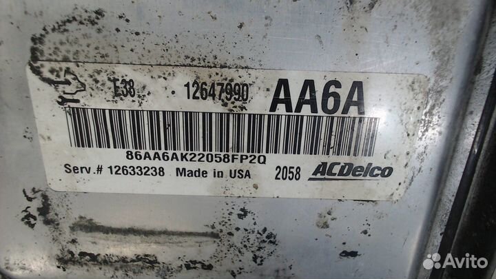 Блок управления двигателем Cadillac Escalade 3, 20