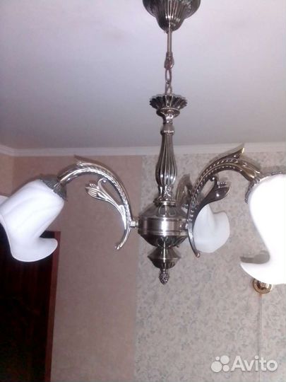 Люстры, настольная лампа, винтаж