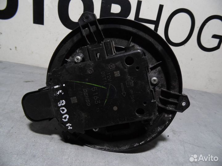 Моторчик печки lexus IS 2017