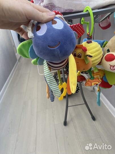 Развивающие игрушки для малышей