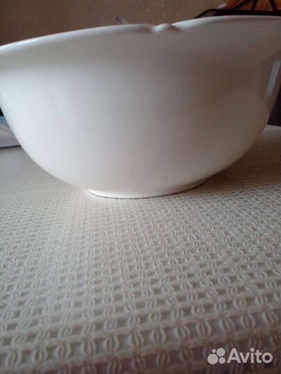 Французский фарфоровый салатник