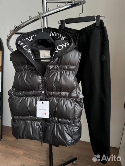 Костюм Moncler